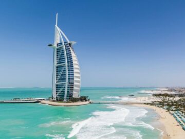 Best Beach Hotels in Jumeirah Beach in Dubai - Burj Al Arab