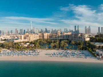 Best Beach Hotels in Jumeirah Beach in Dubai - Four Seasons Resort Dubai at Jumeirah Beach