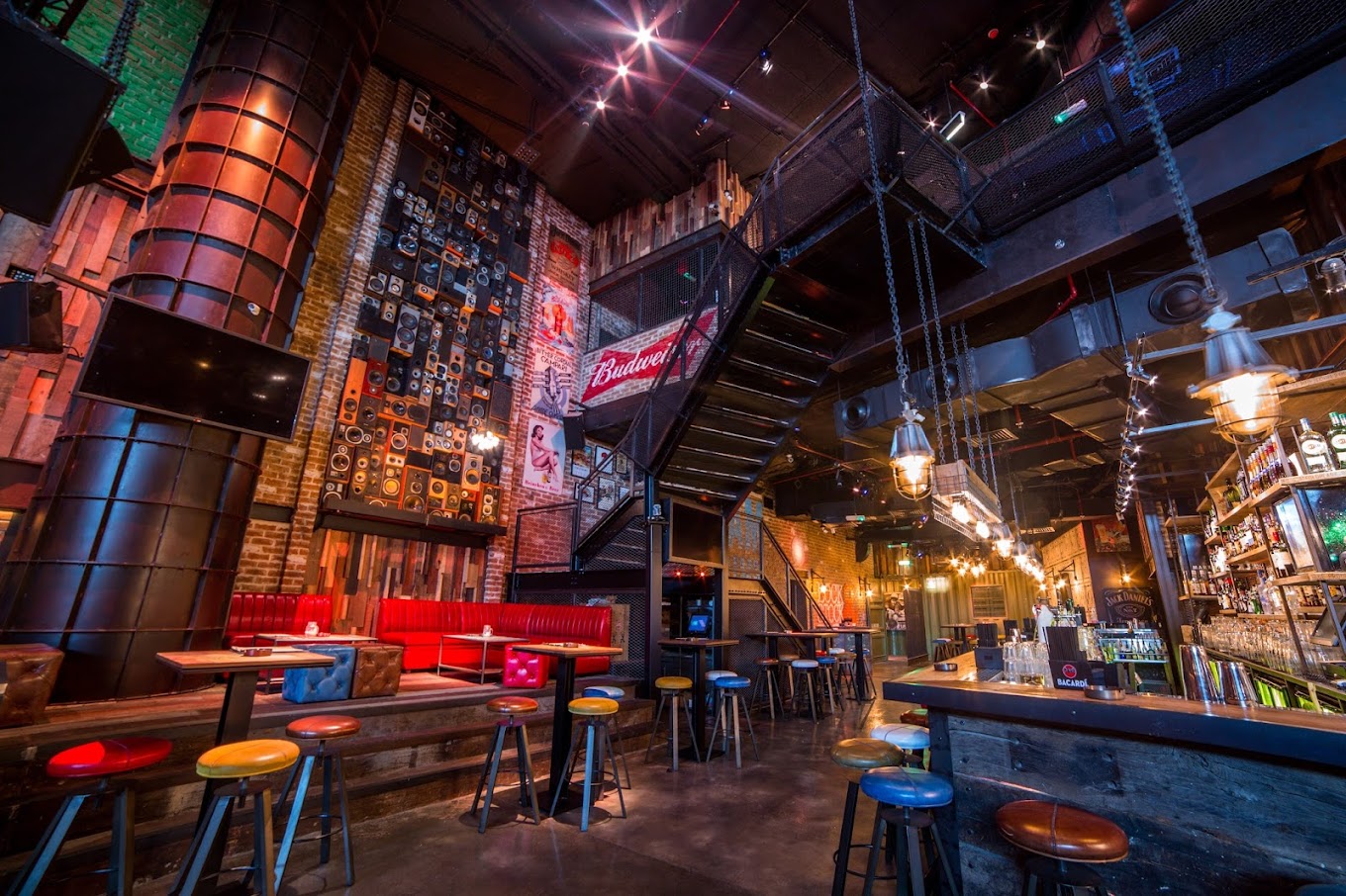 Dubai Nightlife Guide - Lock, Stock & Barrel JBR