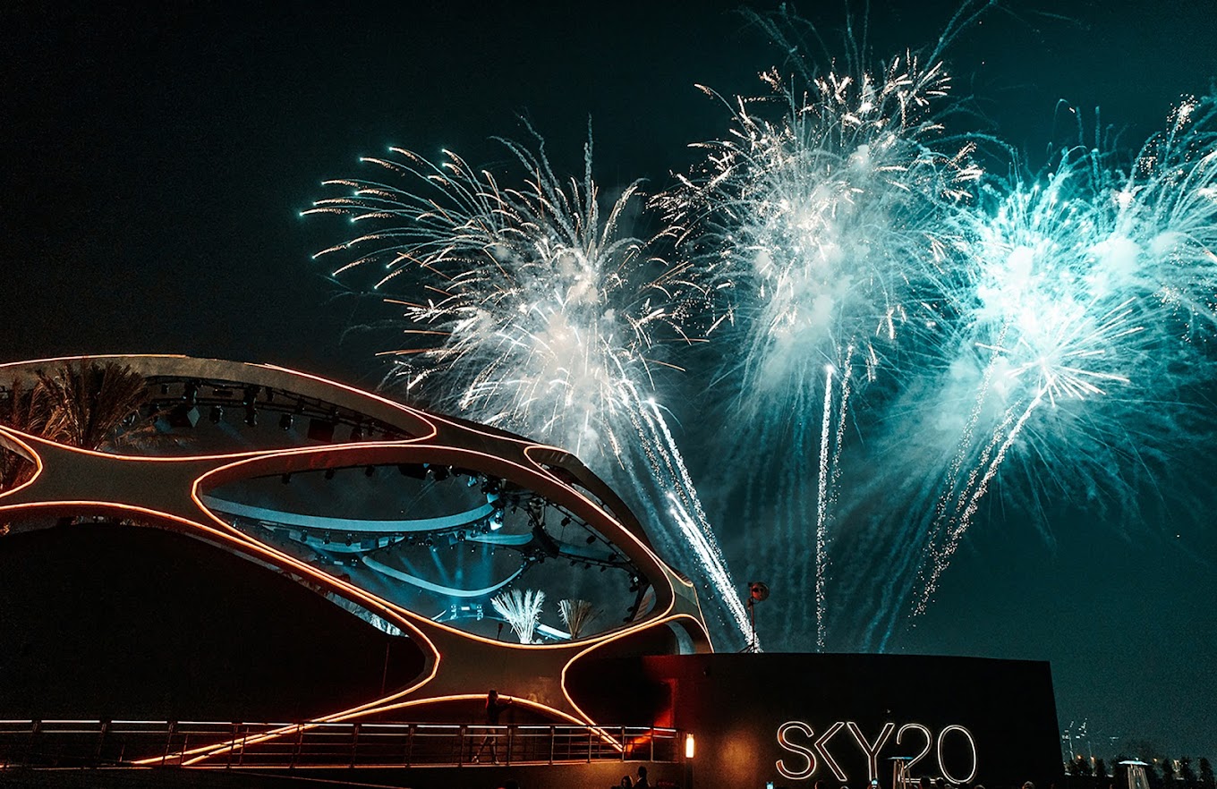 Dubai Nightlife Guide: Clubs, Bars & Shisha Lounges - SKY2.0