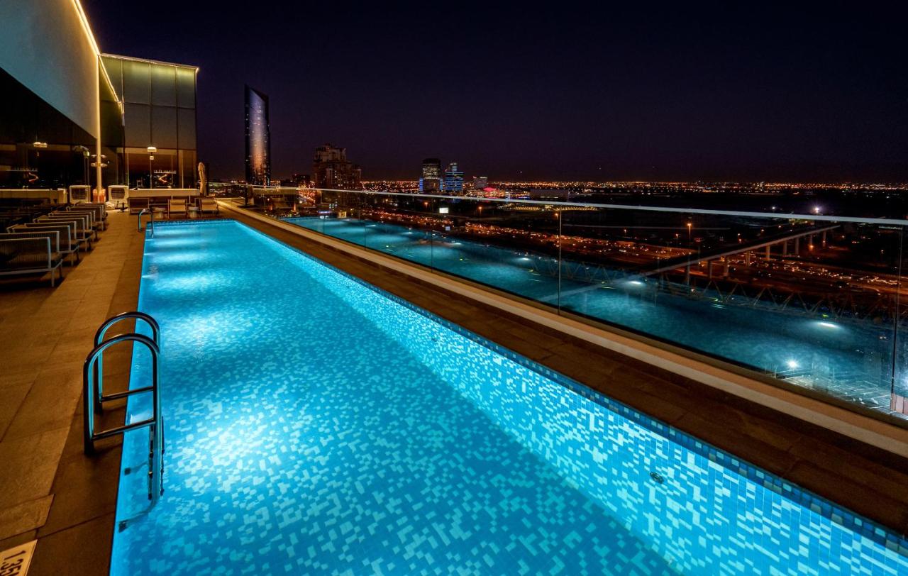 Best Hotels near Dubai Airport - FORM Hotel Dubai, a Member of Design Hotels