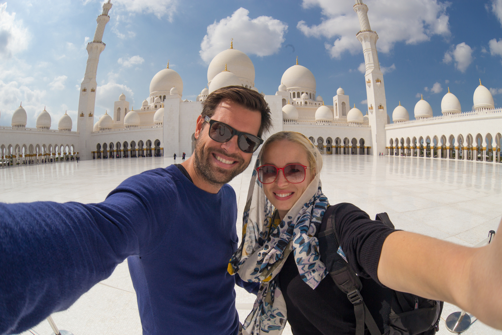 Travel to Abu Dhabi Complete Guide for a Day Trip - 10 Things Worth Doing in Abu Dhabi