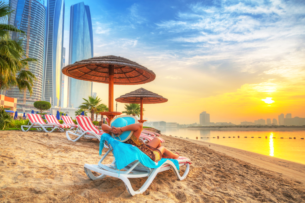 Beach Clubs - 10 Things to Do in Dubai Marina