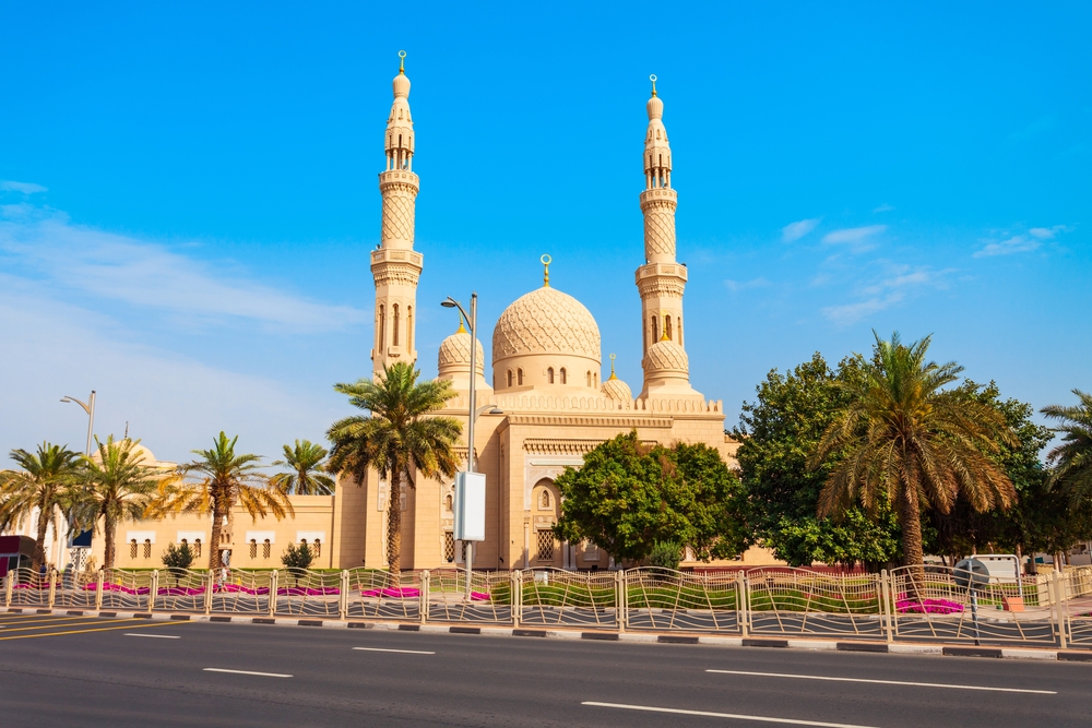 Unveil the Beauty of Jumeirah Mosque - 30 Unmissable Things To Do in Dubai